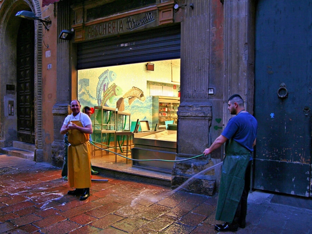 Via Pescherie Vecchie Bologna.bo