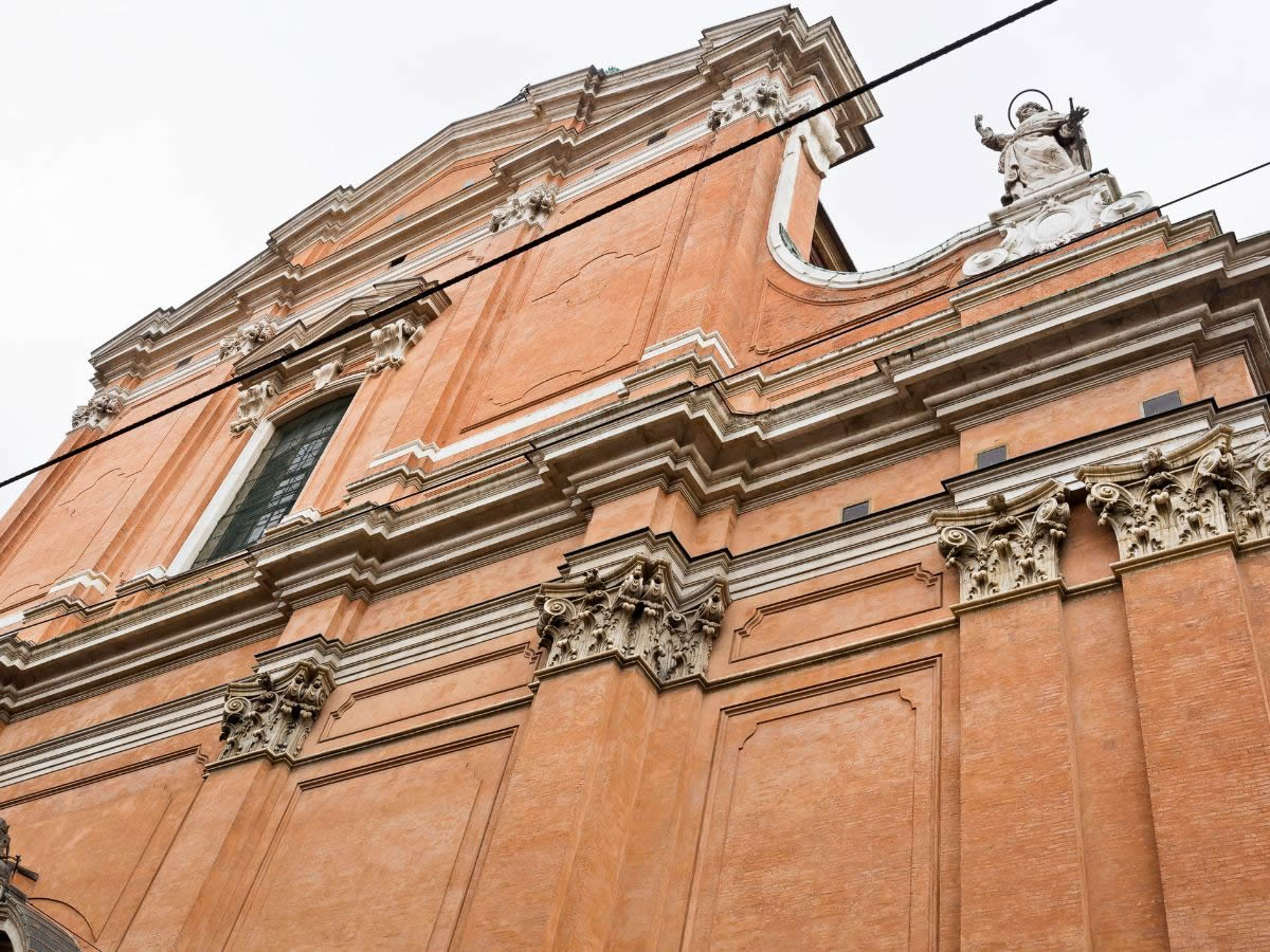 Perchè visitare la Cattedrale di San Pietro a Bologna