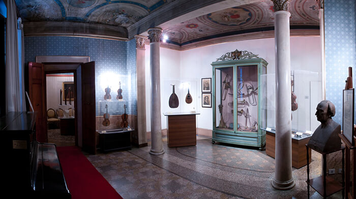 Palazzo Carrati Palazzo Carrati