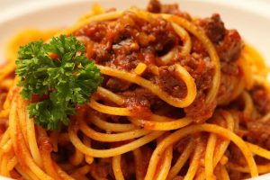 Gli spaghetti alla bolognese: Verità storica versus "La leggenda"