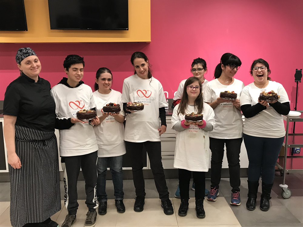 ragazzi con sindrome di down a scuola di caffe con manuel terzi 2