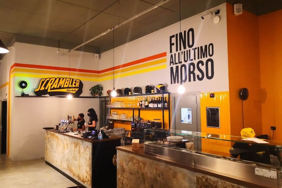 Scrambler Ducati Food Factory di Imola: la nostra esperienza Imola, siamo stati al nuovo Scrambler Ducati Food Factory