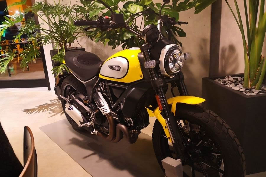 Imola, siamo stati al nuovo Scrambler Ducati Food Factory 6 Imola, siamo stati al nuovo Scrambler Ducati Food Factory 6