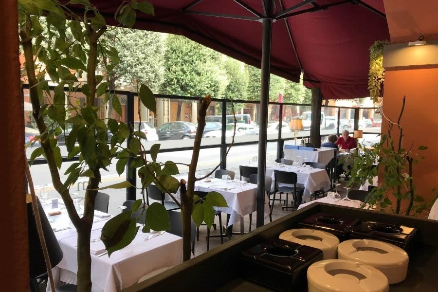 The man and the sea: il ristorante di pesce nel centro di Bologna 8