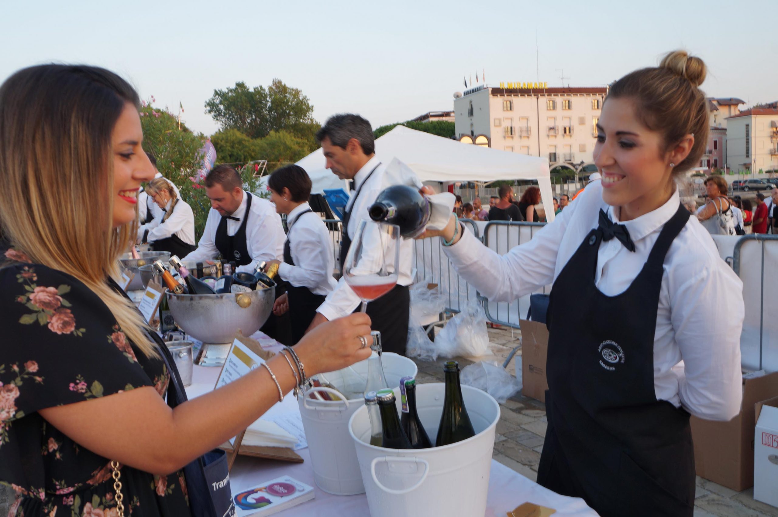 tramonto divino gia pronto il road show gourmet dellemilia romagna del gusto scaled