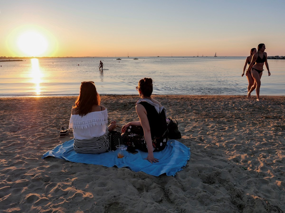 al via la nuova stagione balneare a rimini