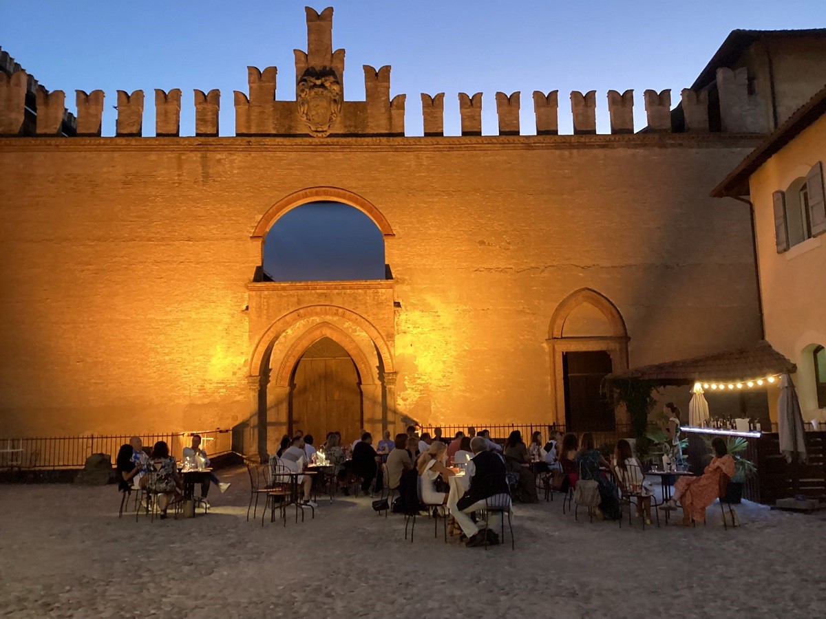 Vino e stelle cadenti a Palazzo De’ Rossi: la notte di San Lorenzo è magica