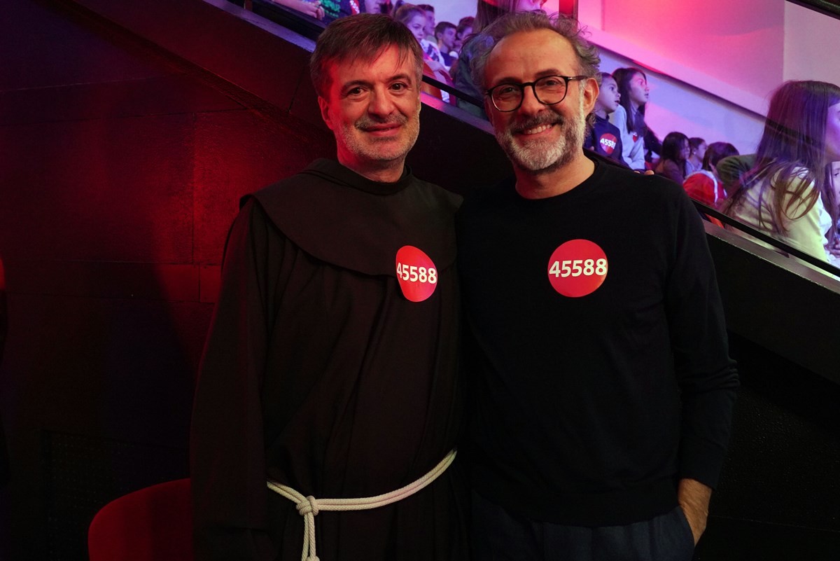 Massimo Bottura & Friends cucinano per i più fragili