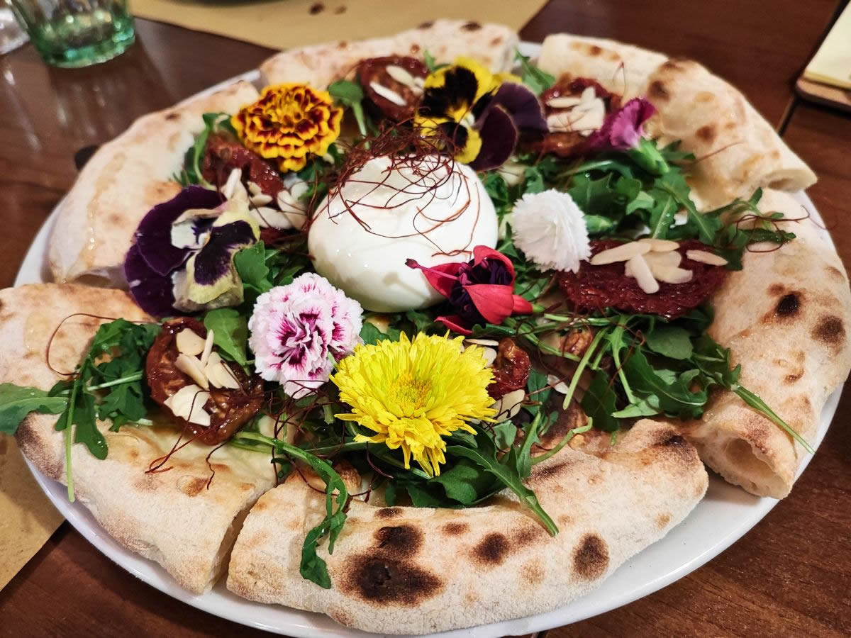 Il Portico di San Donato a Bologna: una buona pizza a due passi dal centro