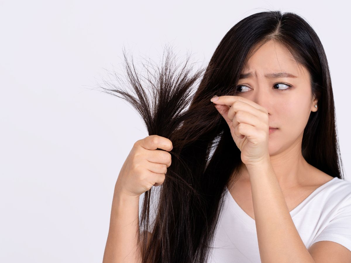 Ecco come coprire i capelli bianchi in modo facile e veloce
